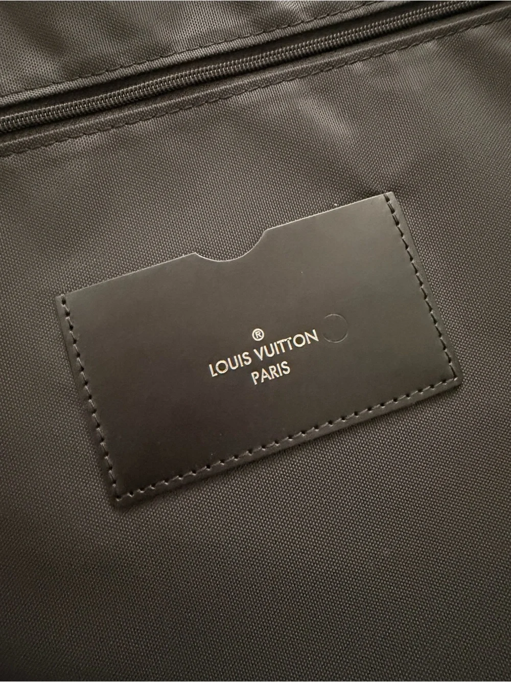 100% AUTHENTIC Louis Vuitton Damier Graphite Pégase 65